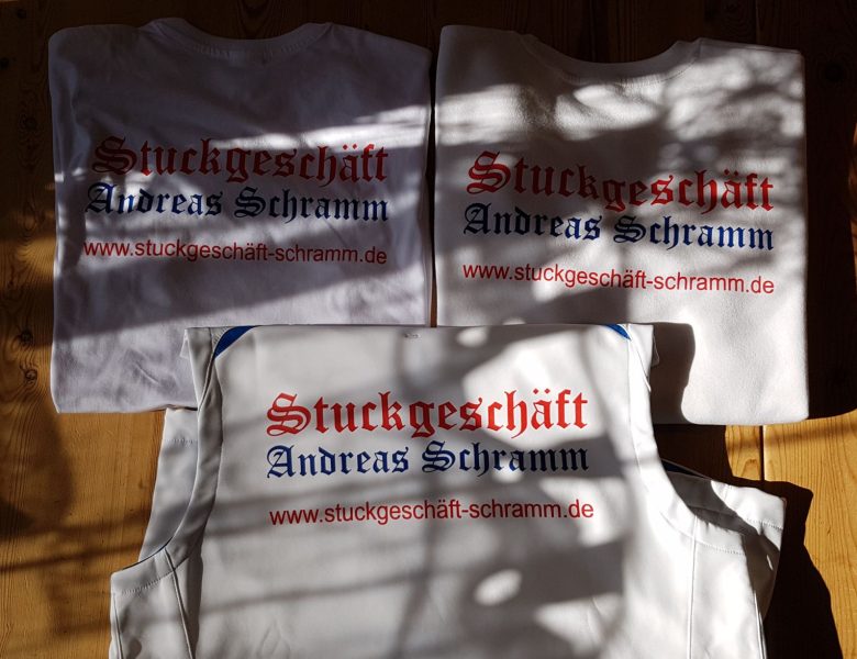 Raithel Werbetechnik und Textildruck - Stuckgeschäft Andreas Schramm - Vestenbergsgreuth - Siebdruck auf T-Shirts und Sweater